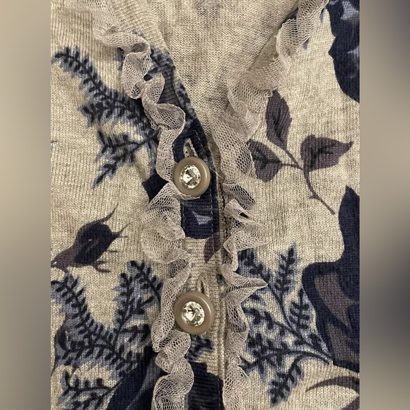 TWELVE BY TWELVE gray blue floral button cardigan sweater medium m - Picture 3 of 8